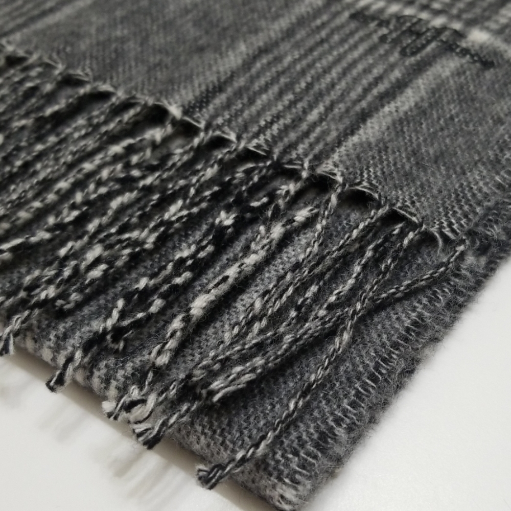 NWT Hickey Freeman Glen Plaid Cashmere Scarf - Picture 3 of 8